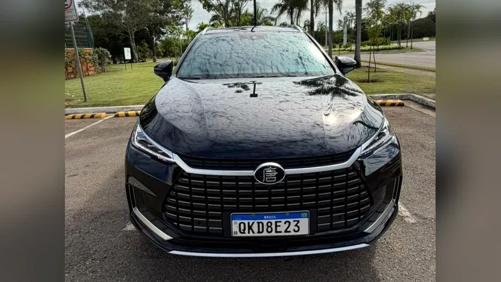 BYD Tan - Imagem 2