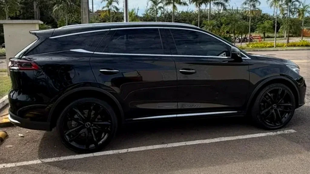 BYD Tan - Imagem 5