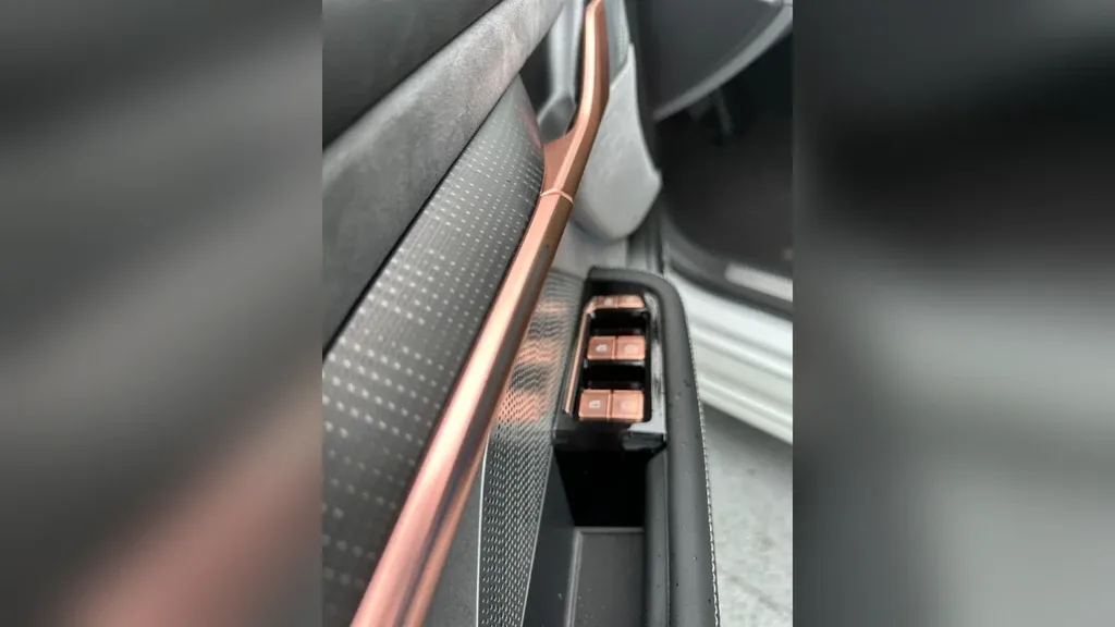 Zeekr 001 - Imagem 16