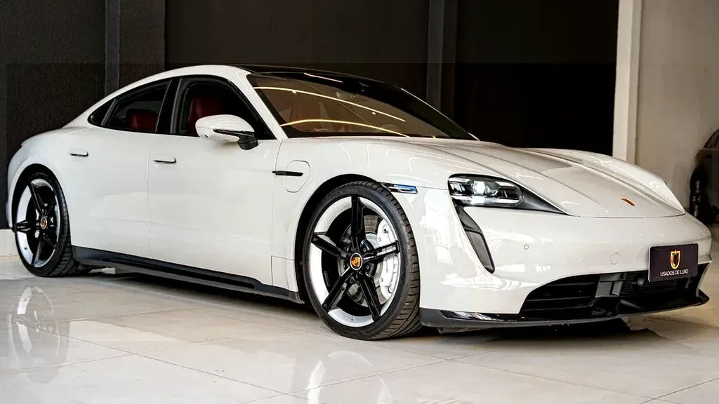 Porsche Taycan - Imagem 3