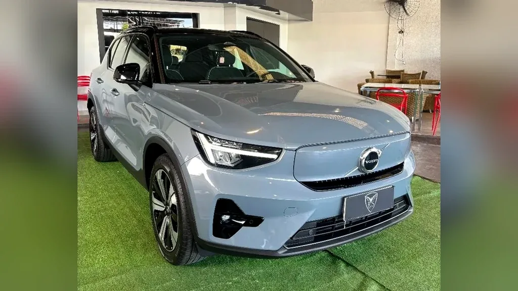 Volvo XC40 Recharge - Imagem 3