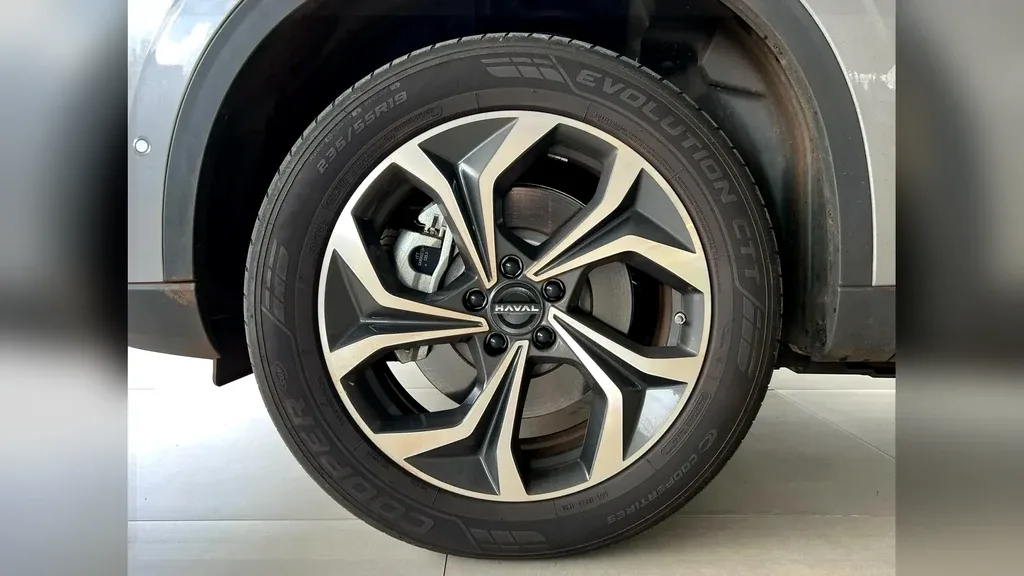 GWM Haval H6 Plug-in Hybrid - Imagem 7