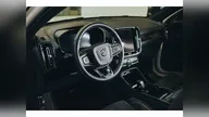 Volvo XC40 Recharge - Miniatura 9