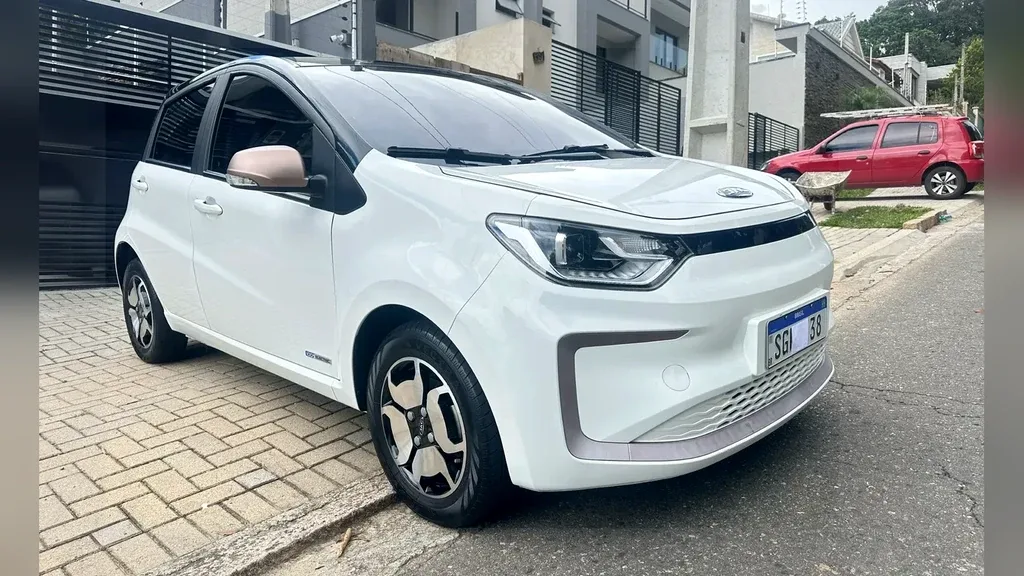 JAC E-JS1 - Imagem 10