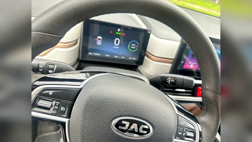 JAC E-JS1 - Imagem 20