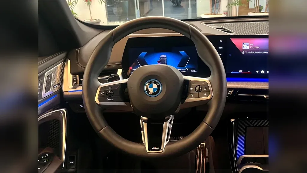 BMW IX1 - Imagem 5