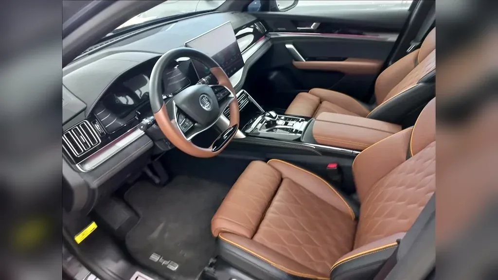 BYD Tang - Imagem 20