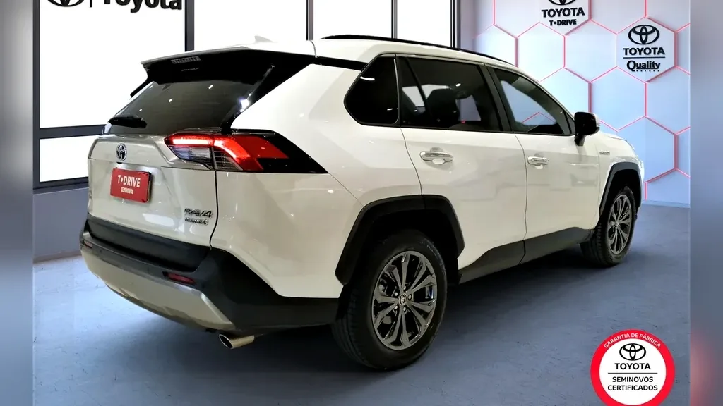Toyota Rav4 - Imagem 4