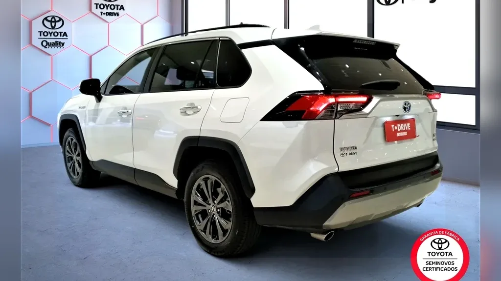 Toyota Rav4 - Imagem 5