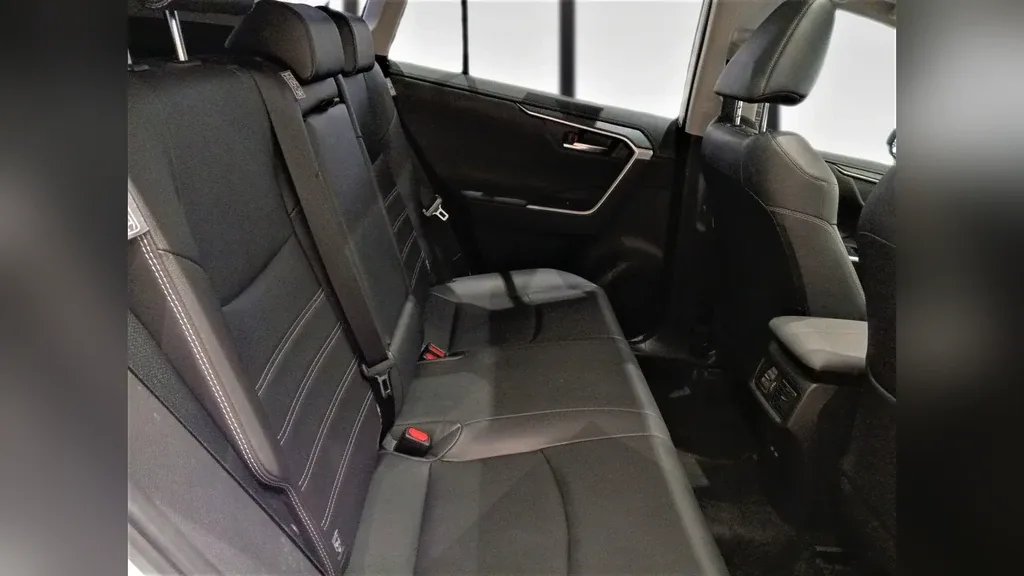 Toyota Rav4 - Imagem 13