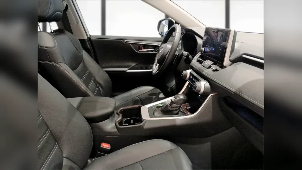 Toyota Rav4 - Imagem 15