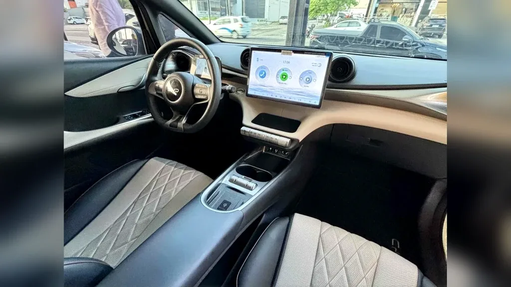 BYD Dolphin - Imagem 8