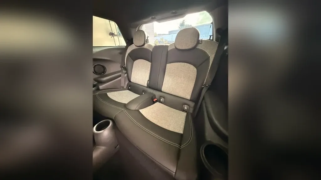 Mini Cooper SE - Imagem 12