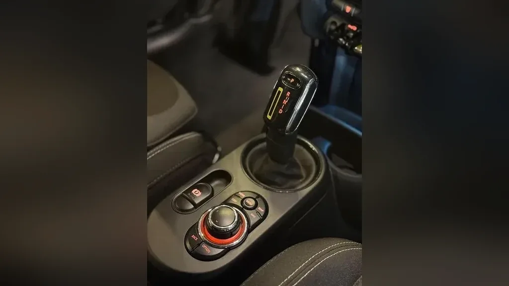 Mini Cooper SE - Imagem 5