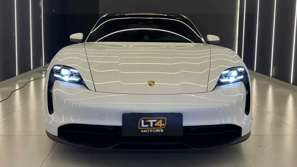 Porsche Taycan - Imagem 3