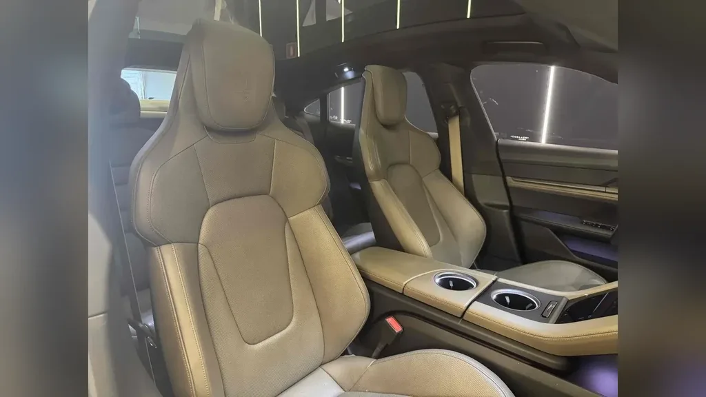 Porsche Taycan - Imagem 11