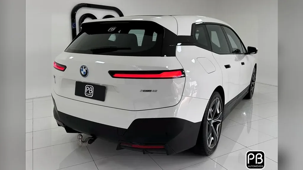 BMW Ix - Imagem 5