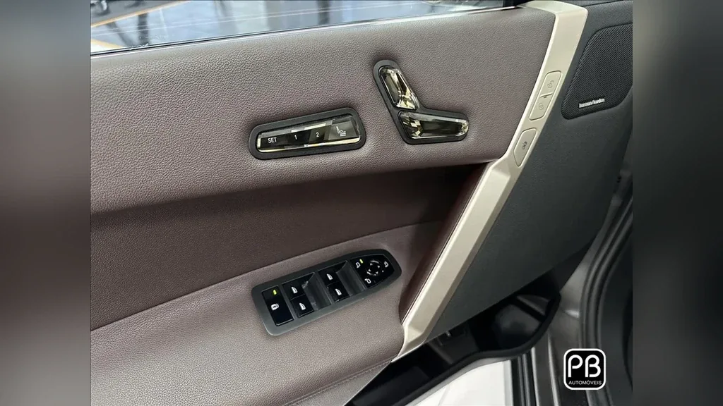 BMW Ix - Imagem 18