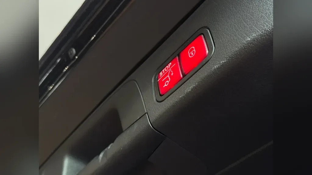 Mercedes Eqb 250 - Imagem 14