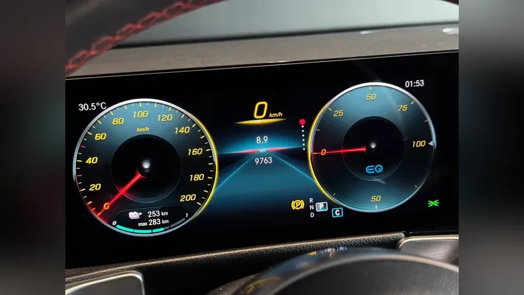 Mercedes Eqb 250 - Imagem 15