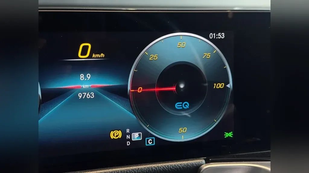 Mercedes Eqb 250 - Imagem 16