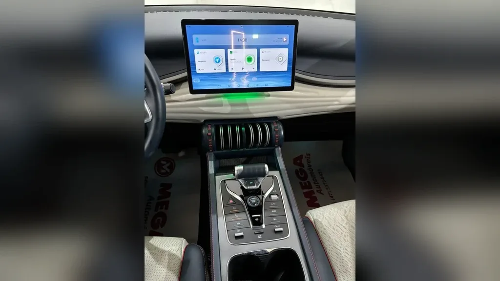 BYD Yuan Plus - Imagem 13