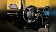 Mini Cooper SE - Miniatura 16