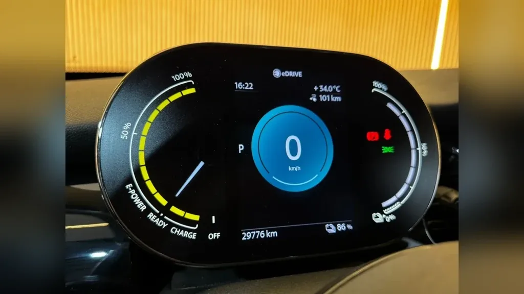 Mini Cooper SE - Imagem 17