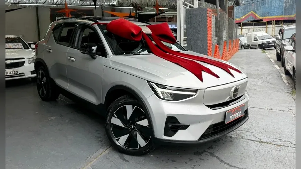 Volvo XC40 Recharge - Imagem 3