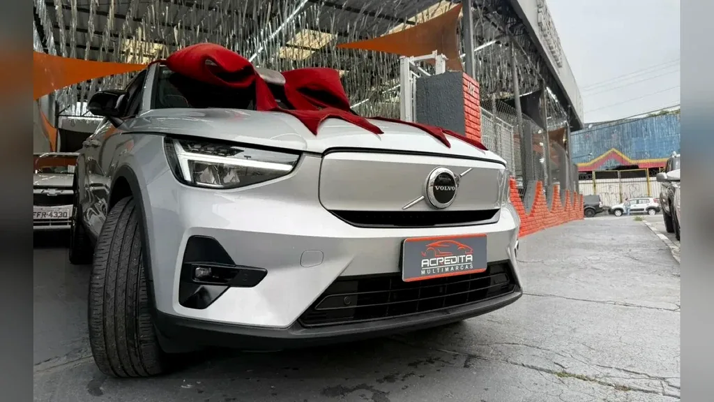 Volvo XC40 Recharge - Imagem 15