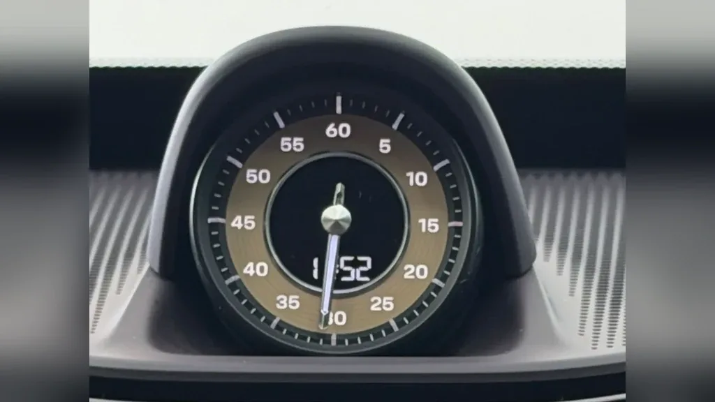 Porsche Taycan - Imagem 9