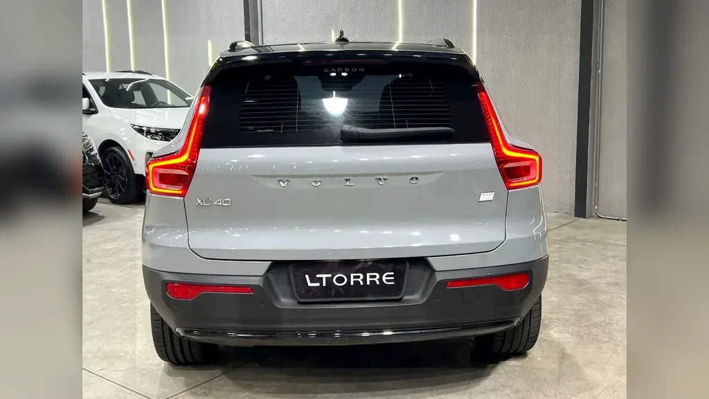 Volvo XC40 Recharge - Imagem 11