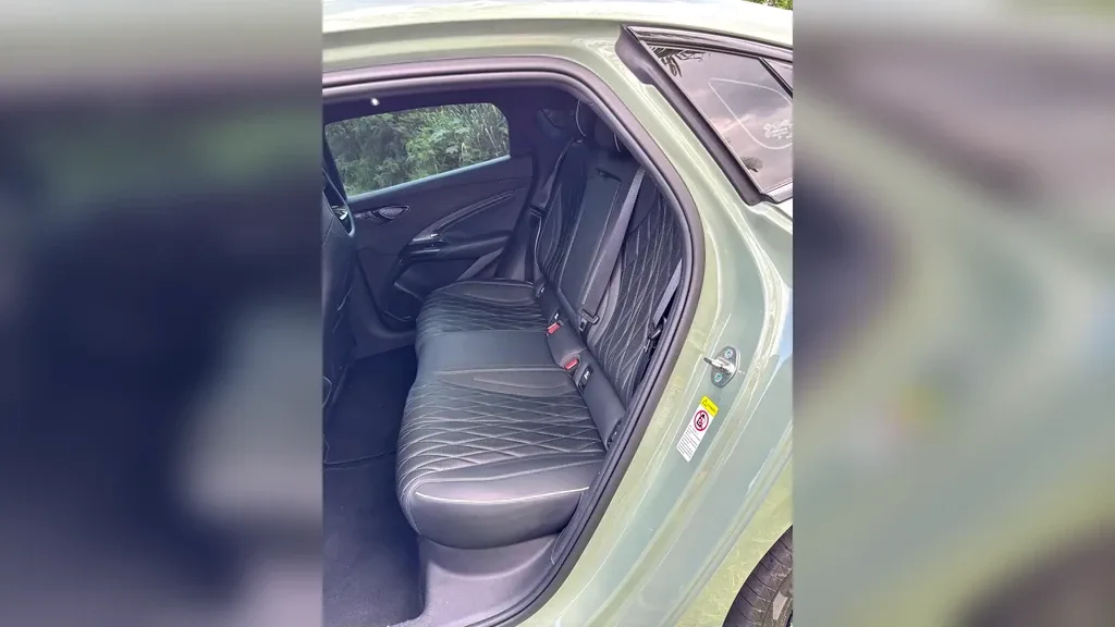 BYD Seal - Imagem 11