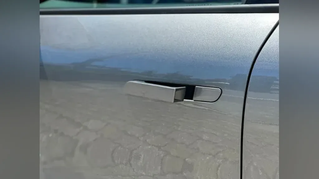 Renault Megane E-tech Electric - Imagem 11