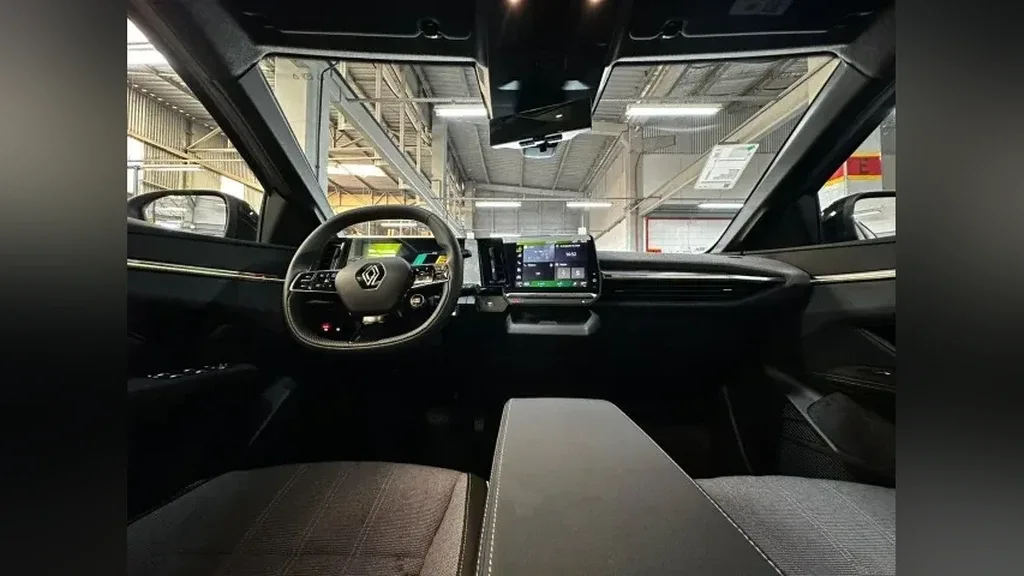 Renault Megane E-tech Electric - Imagem 14