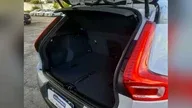 Volvo XC40 Recharge - Miniatura 13