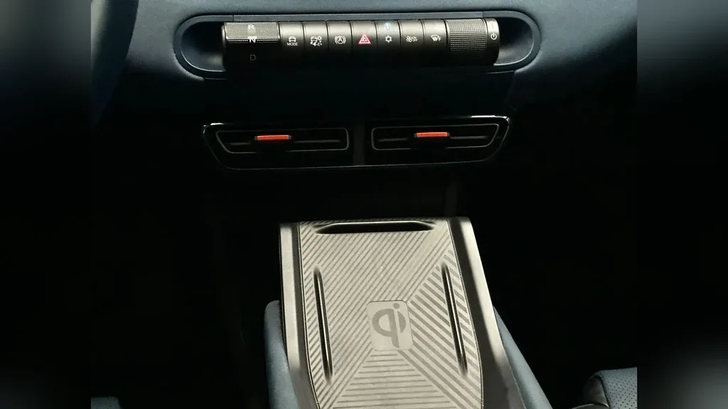 BYD Dolphin - Imagem 11