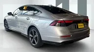 Honda Accord Plug-in Hybrid - Miniatura 4