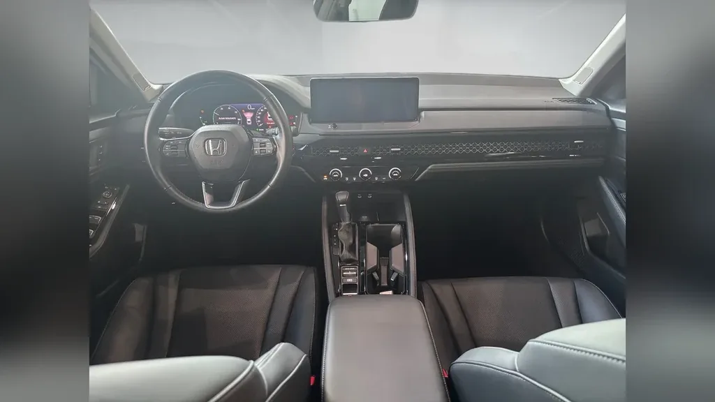 Honda Accord Plug-in Hybrid - Imagem 10