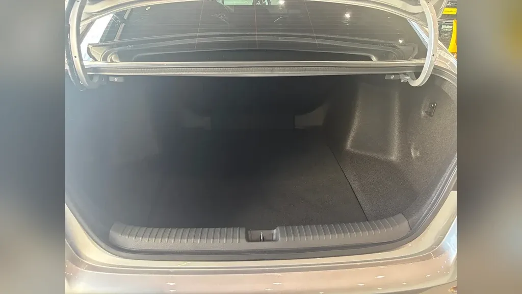 Honda Accord Plug-in Hybrid - Imagem 12