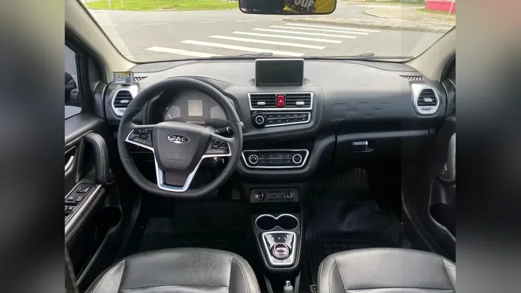 JAC Iev20 - Imagem 11