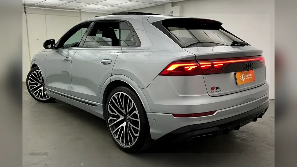 Audi Q8 E-tron - Imagem 4