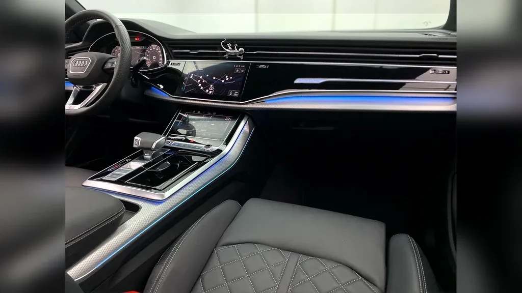 Audi Q8 E-tron - Imagem 15