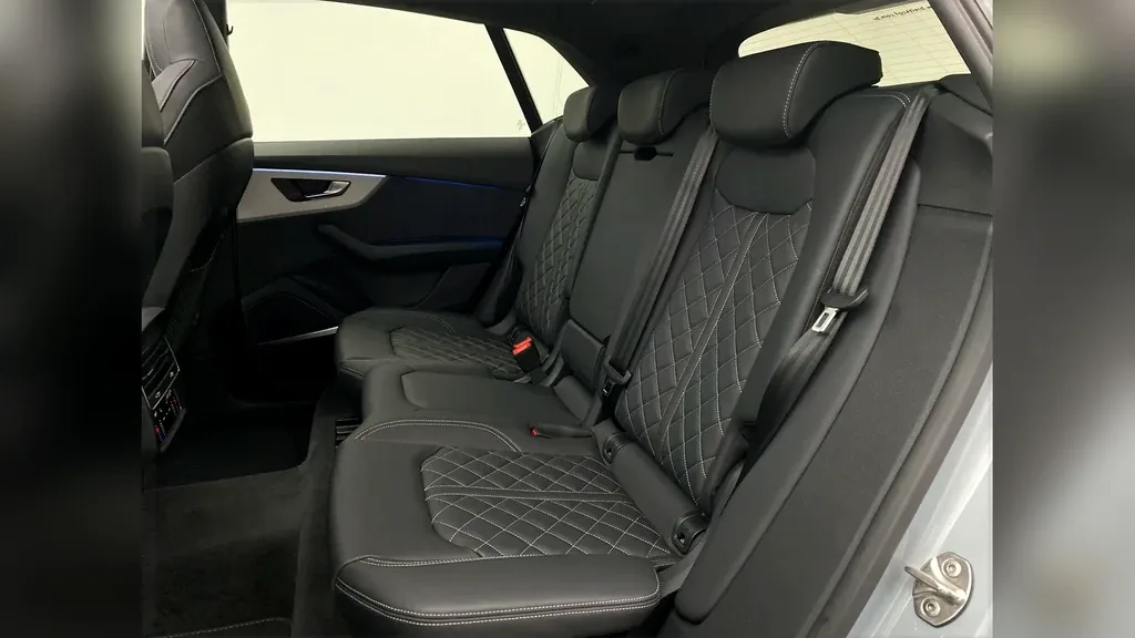 Audi Q8 E-tron - Imagem 17