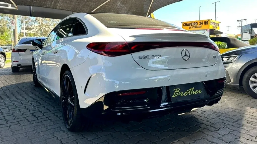 Mercedes Eqe 300 - Imagem 6