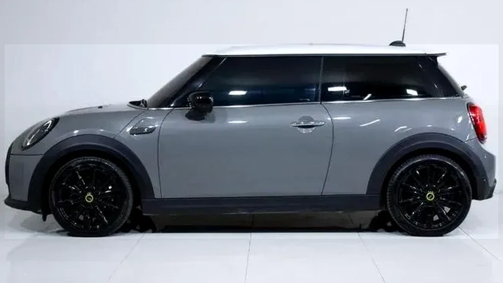 Mini Cooper SE - Imagem 11