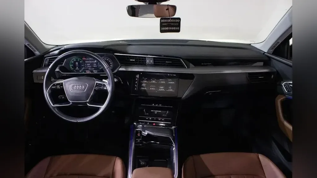 Audi E-tron - Imagem 11
