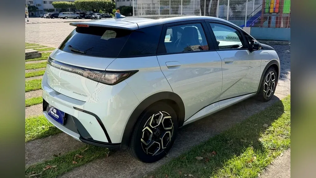 BYD Dolphin Plus - Imagem 3