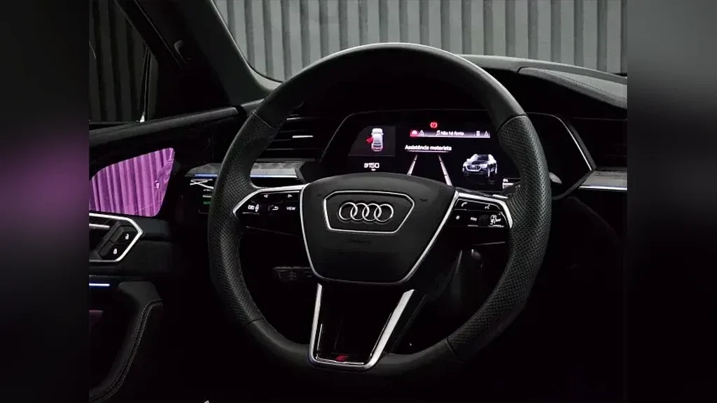 Audi Q8 E-tron - Imagem 11