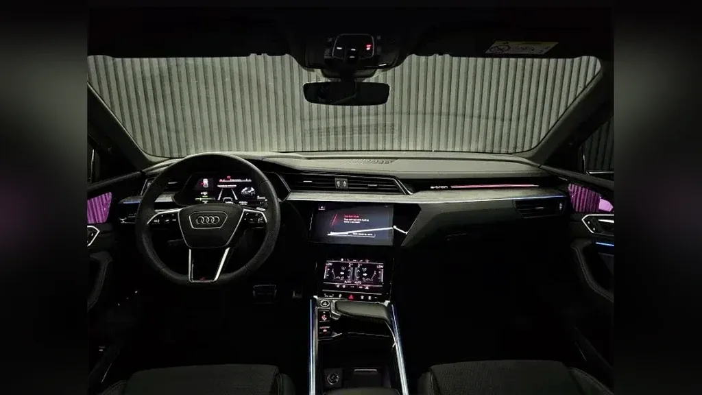 Audi Q8 E-tron - Imagem 12